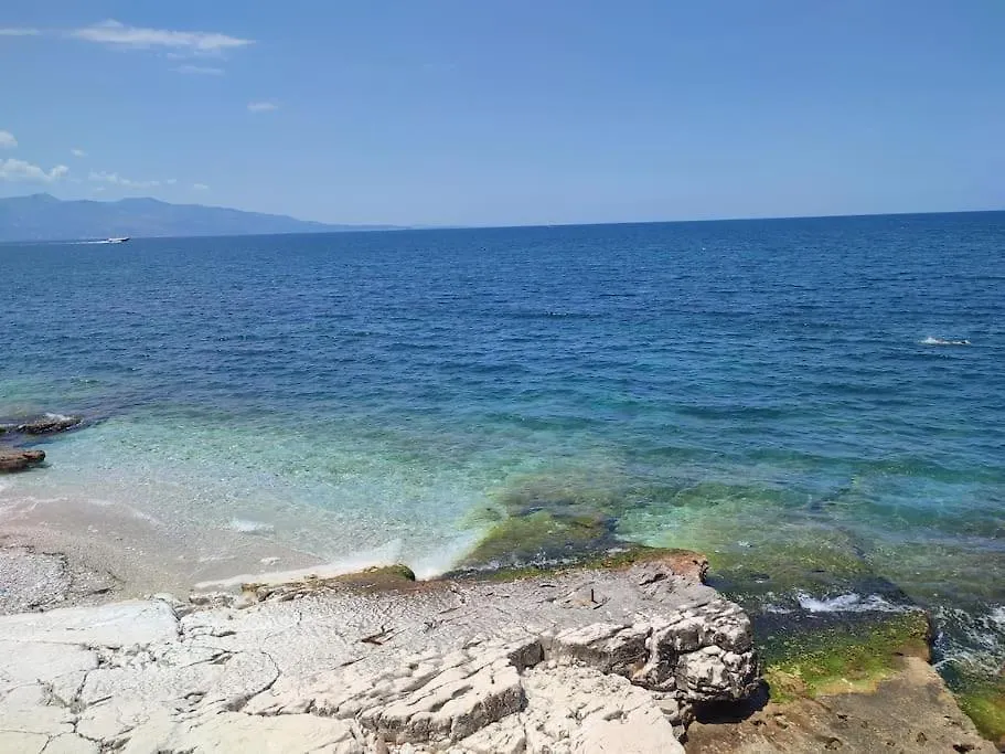 Yellow Perfekt Apartment- Piekny Widok Na Korfu Sarandë Apartamento